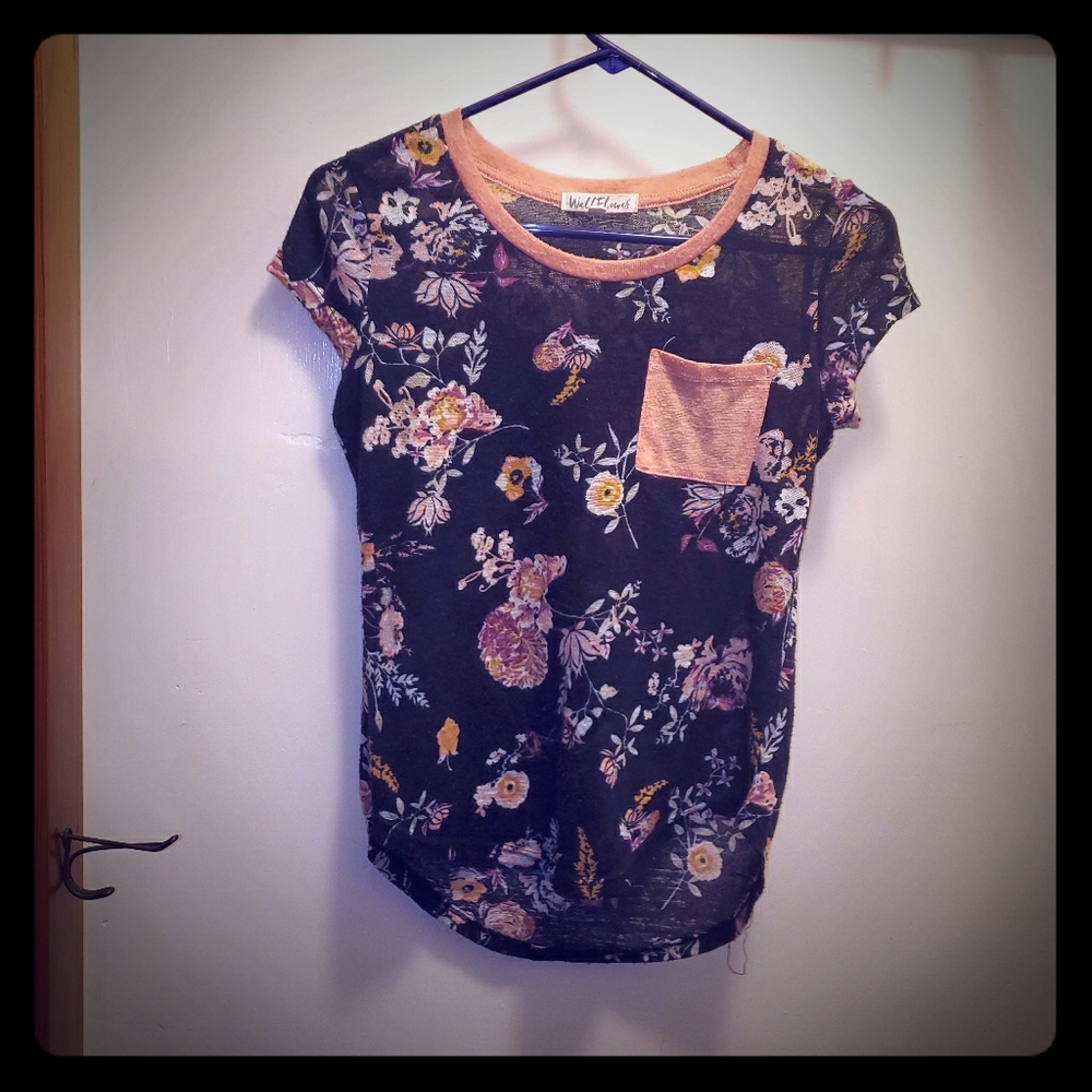 Wallflower brand floral tshirt